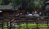 Disneyland Railroad – Frontierland Depot