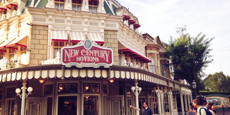 Flora's Boutique - New Century Notions - disneyland Paris Boutique