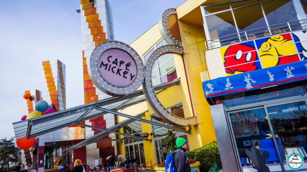 Cafe Mickey - Disneyland Paris Restaurants Personnages