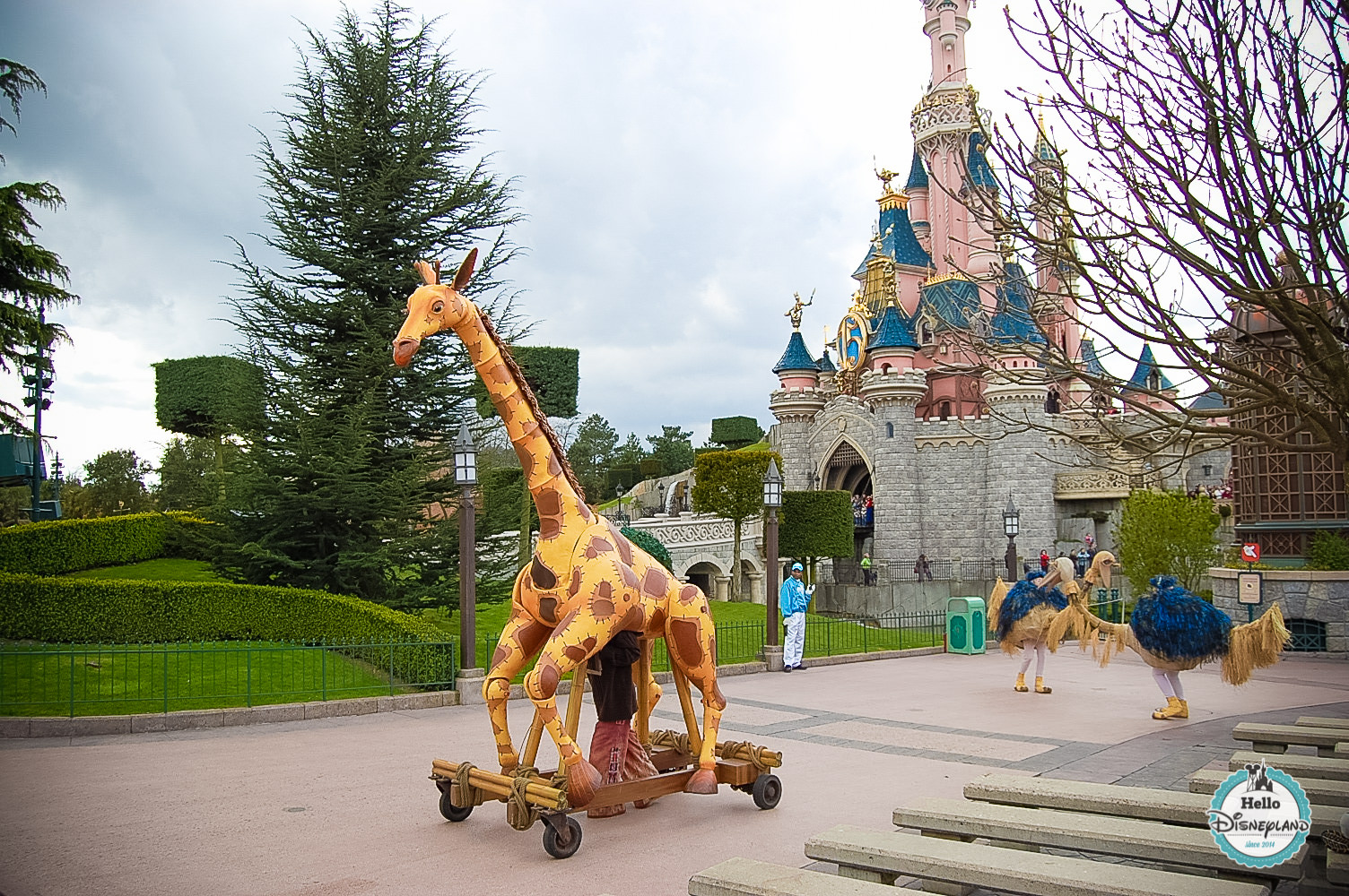 Disney Once Upon a Dream Parade - Disneyland Paris -22