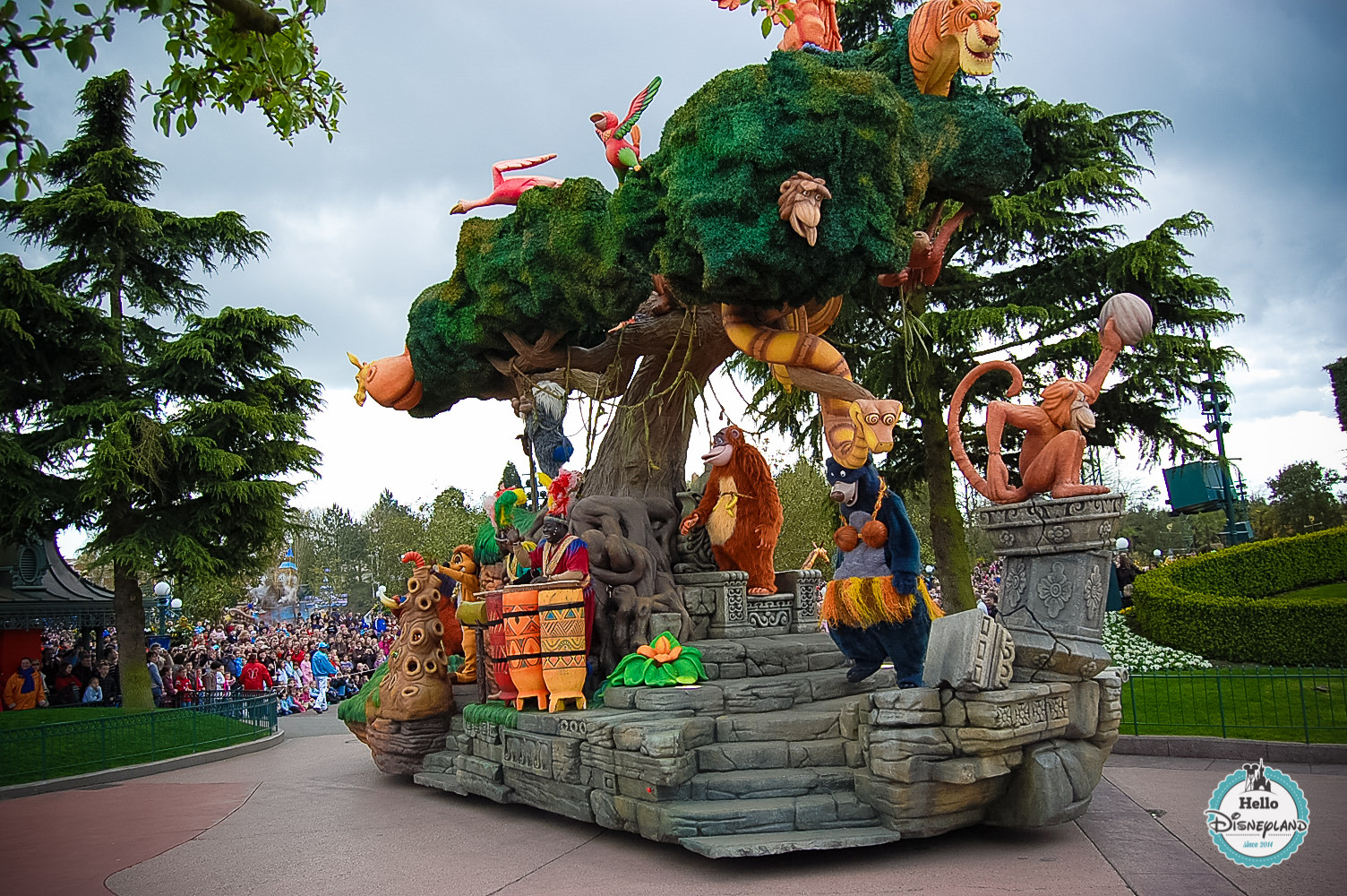 Disney Once Upon a Dream Parade - Disneyland Paris -24