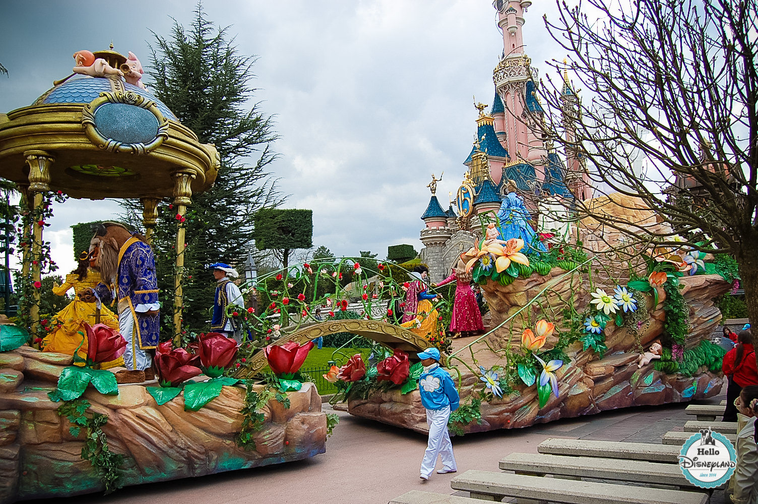 Disney Once Upon a Dream Parade - Disneyland Paris -29