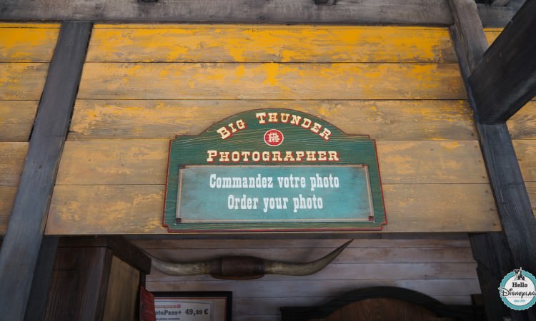 Big Thunder Photographer - photo attraction train de la mine