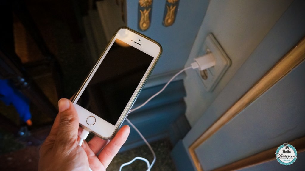 Recharger son portable à Disneyland Paris