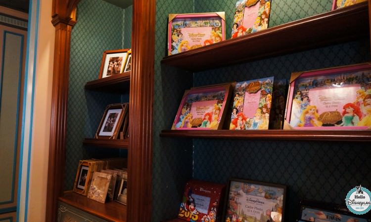 Storybook Store boutique livres Disneyland Paris