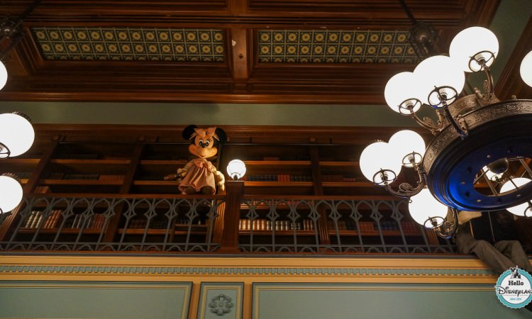 Storybook Store boutique livres Disneyland Paris