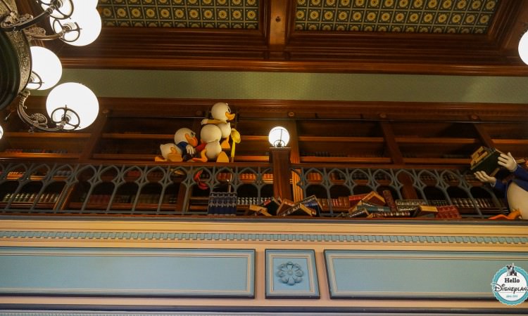 Storybook Store boutique livres Disneyland Paris