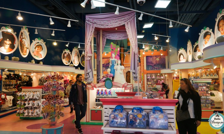 World of Toys - Boutique Disney Village