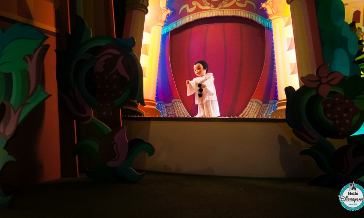 Maison des poupées - it's a small world - Disneyland Paris