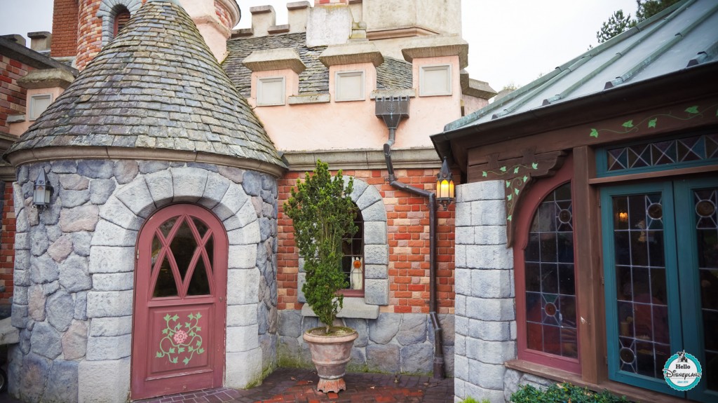 Toad Hall Restaurant - Disneyland Paris