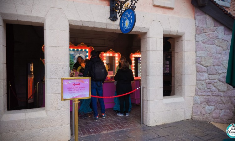 Les stands maquillages enfants à Disneyland Paris