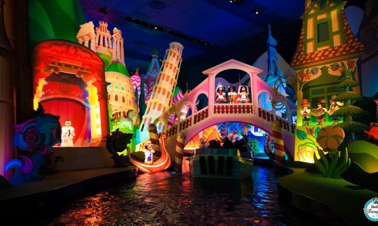 its a small world - maison des poupees - Disneyland Paris renovation