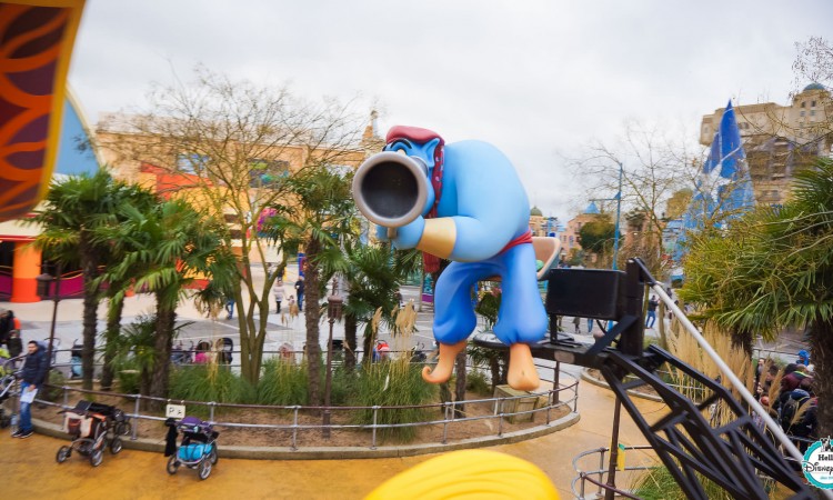 Flying carpets over Agrabah - Disneyland Paris