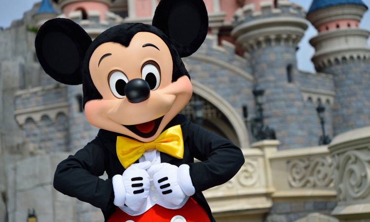 Joyeux anniversaire Mickey Disneyland Paris