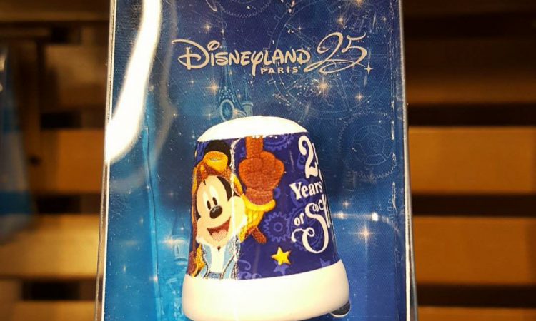 Merchandising shopping 25 ans - Disneyland Paris