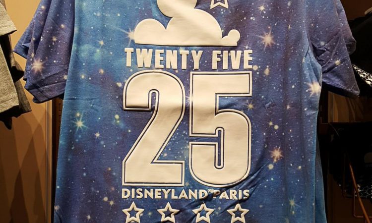 Merchandising shopping 25 ans - Disneyland Paris