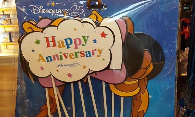 Merchandising shopping 25 ans - Disneyland Paris