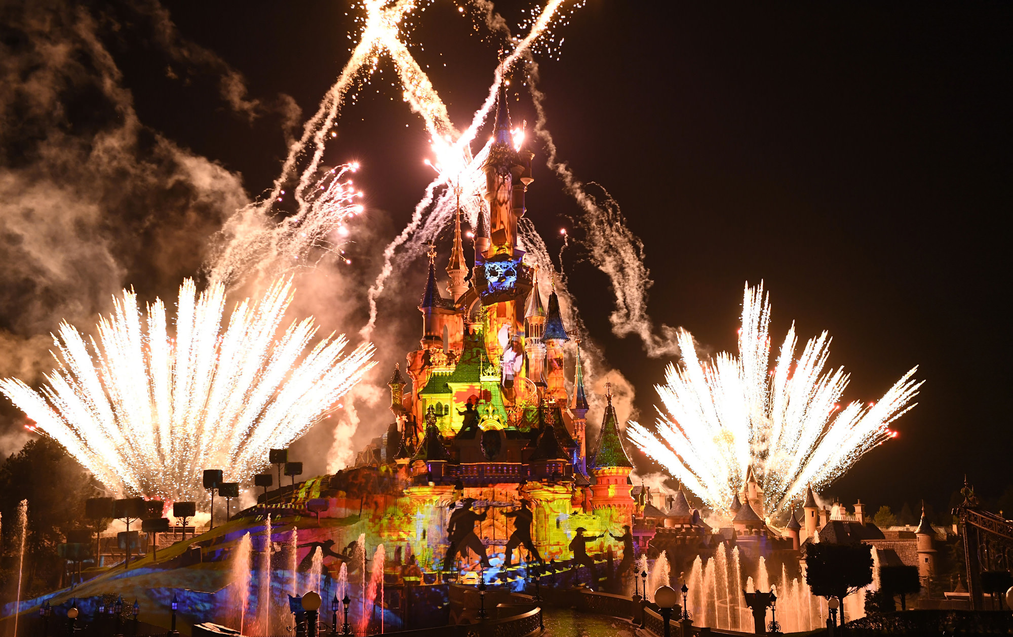 DISNEY ILLUMINATIONS