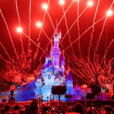 Disney Illuminations - Disneyland Paris