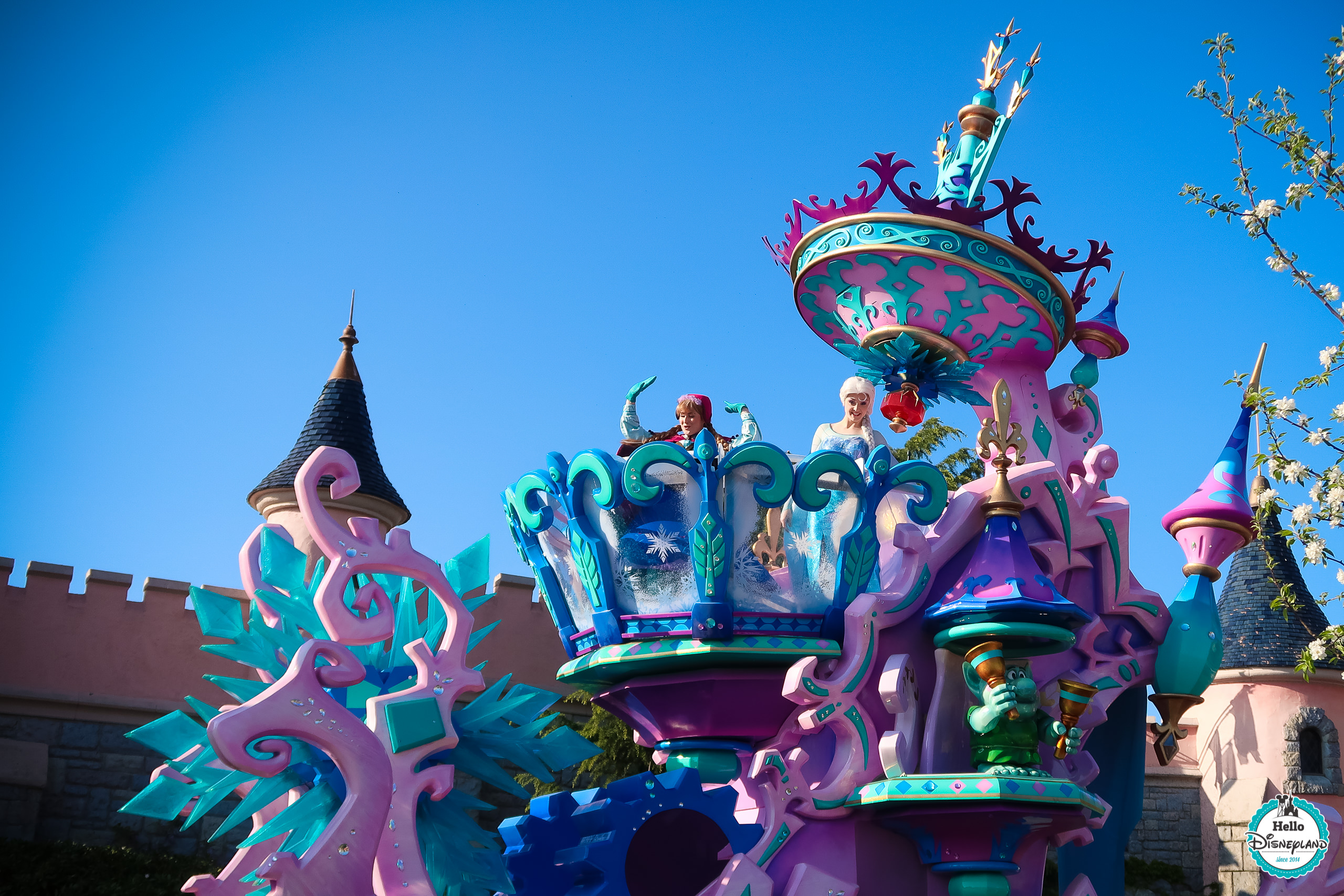 Disney stars on Parade Disneyland Paris 25th 
