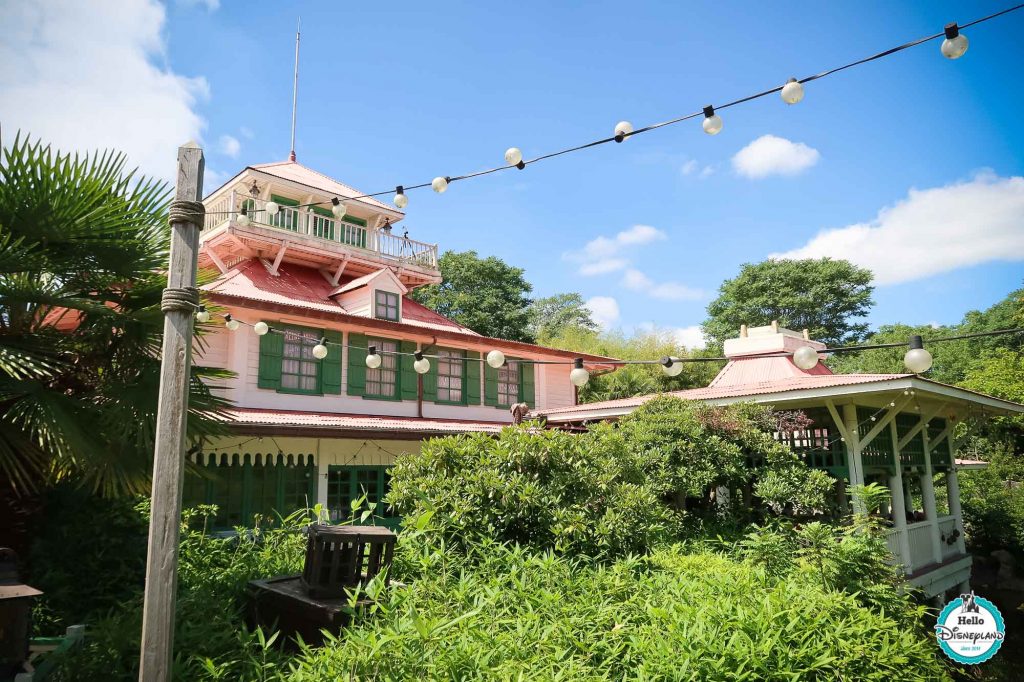 Colonel Hathis Pizza Outpost - Disneyland Paris-1