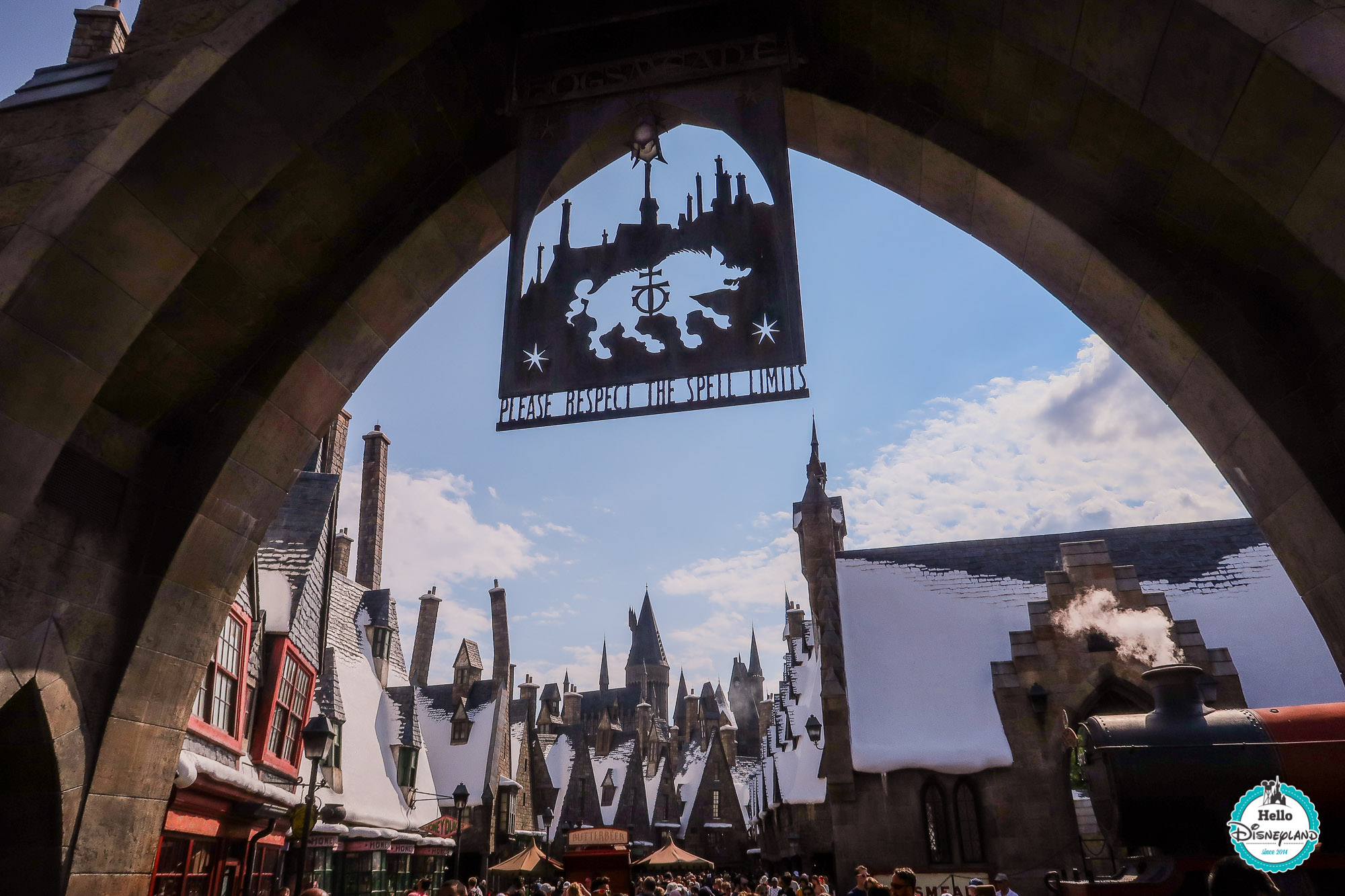 The Wizarding World of Harry Potter : Hogsmeade / Hogwarts