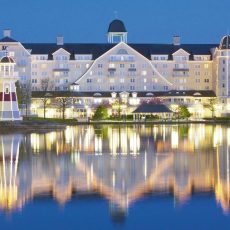 DISNEY-NEWPORT-BAY-CLUB-DISNEYLAND-PARIS