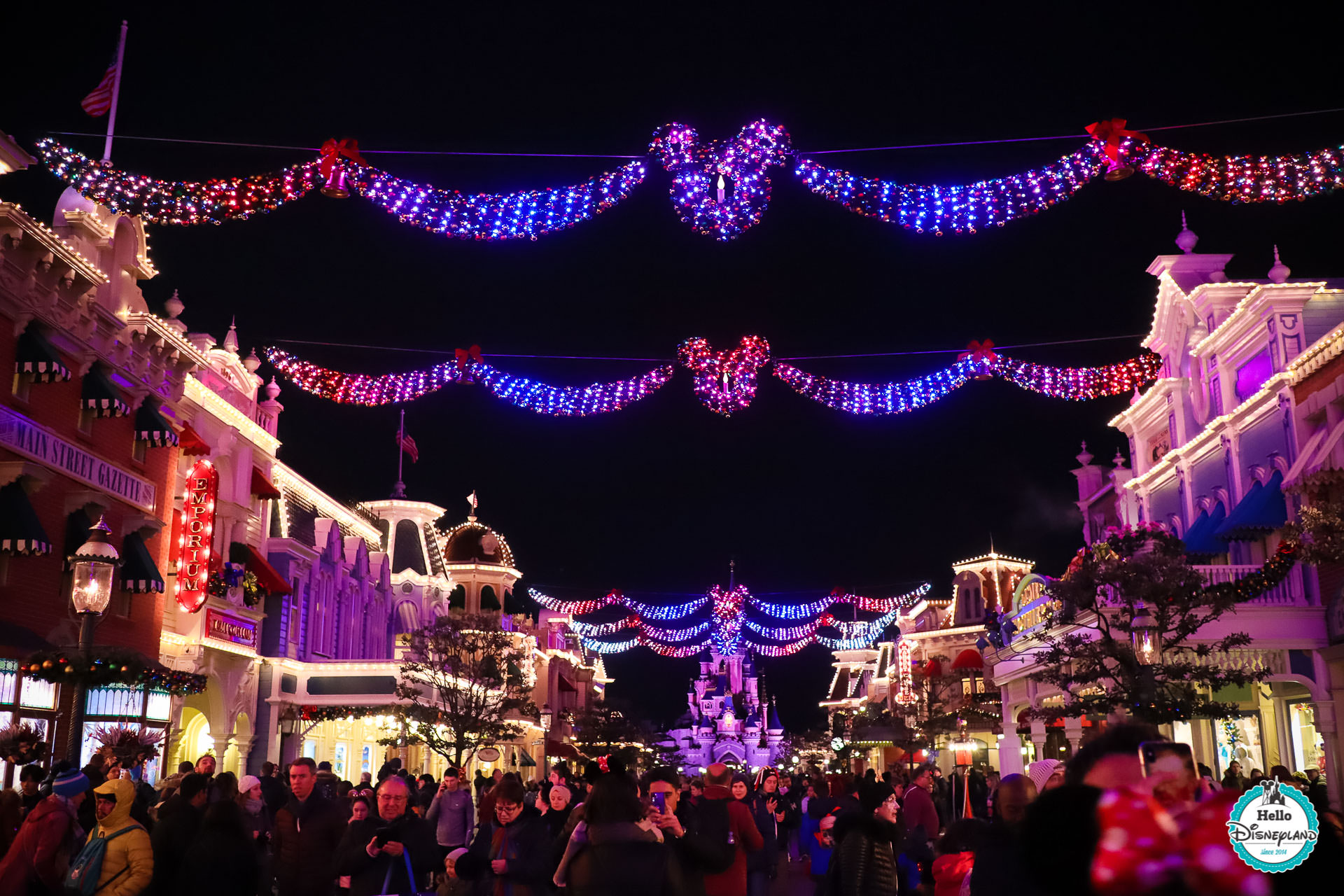 Une décoration de Noël en couleurs pour des fêtes funky - Joli Place