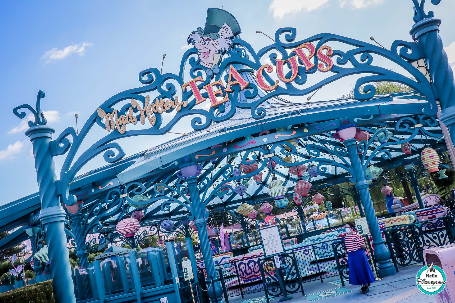 empty disneyland paris