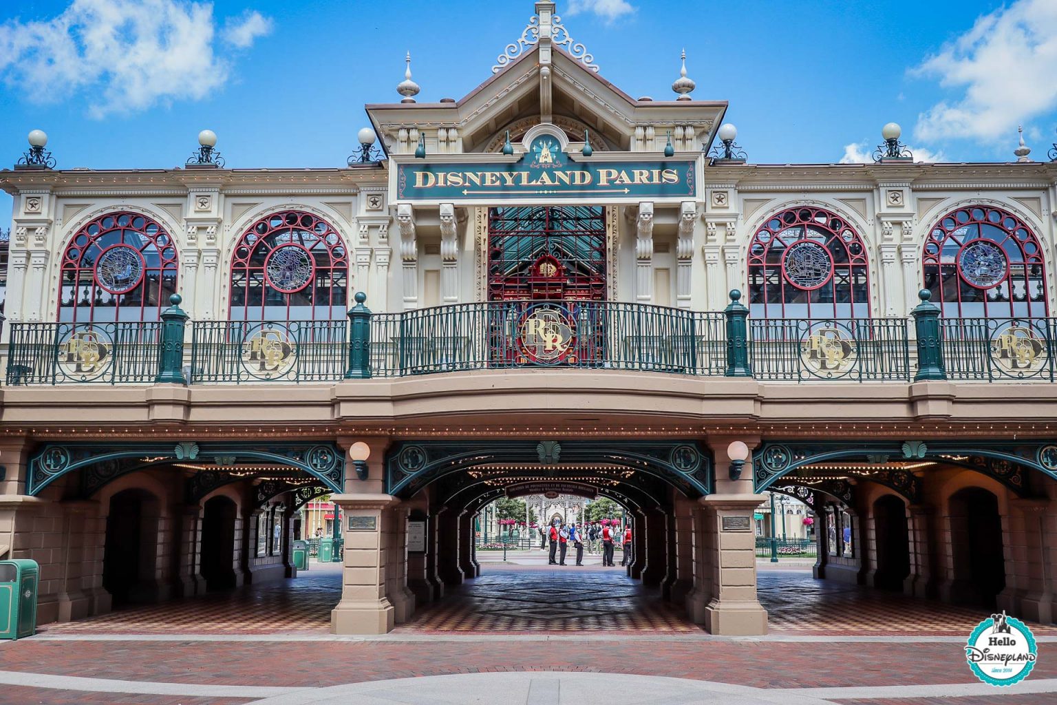 Disneyland Paris entièrement vide pendant sa fermeture Hello Disneyland