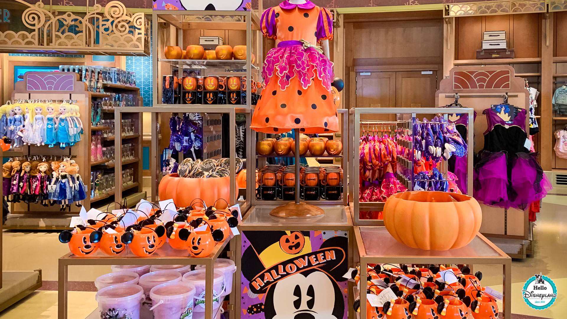 shopping halloween disneyland paris