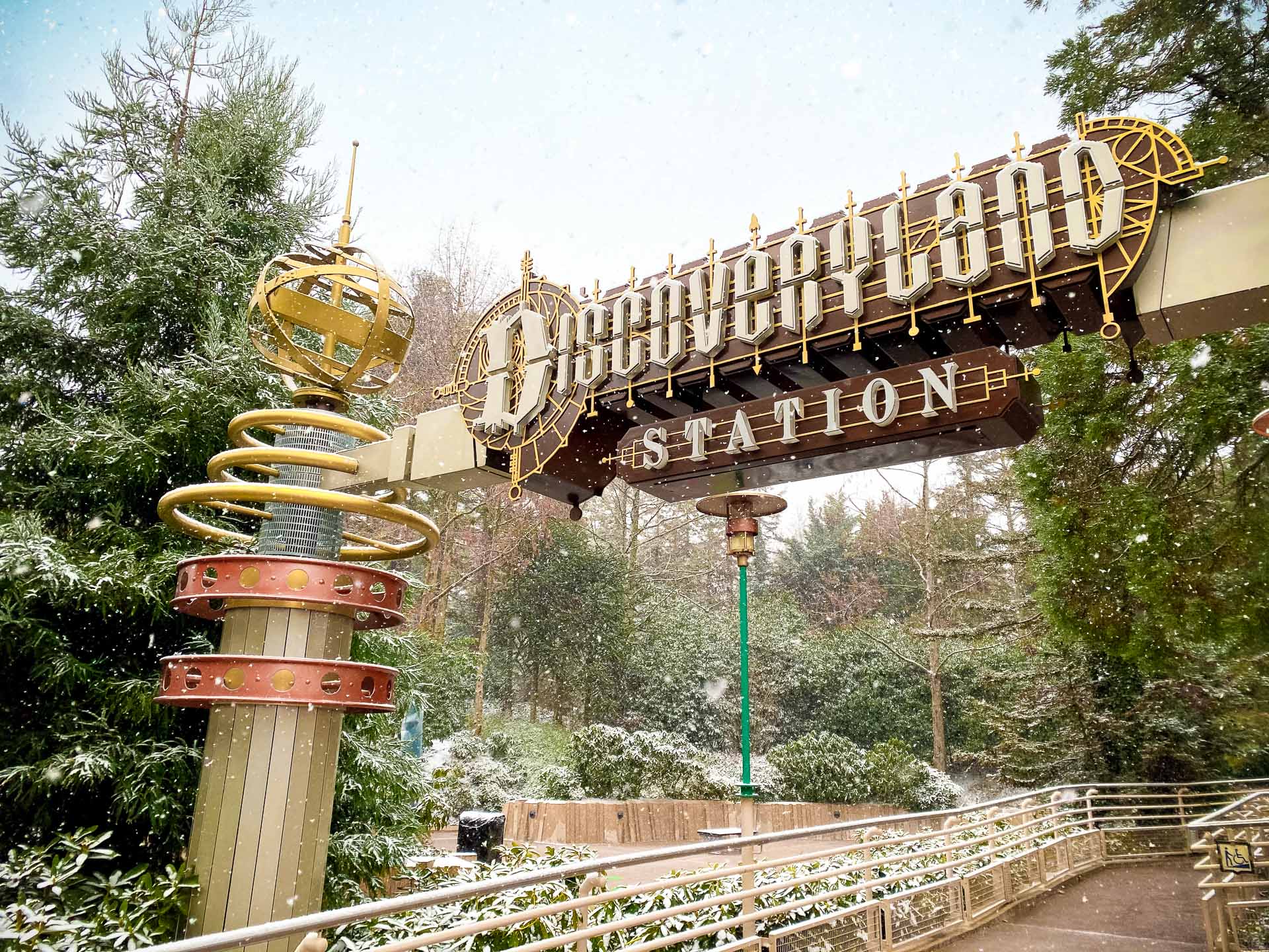 Disneyland Paris sous la neige 