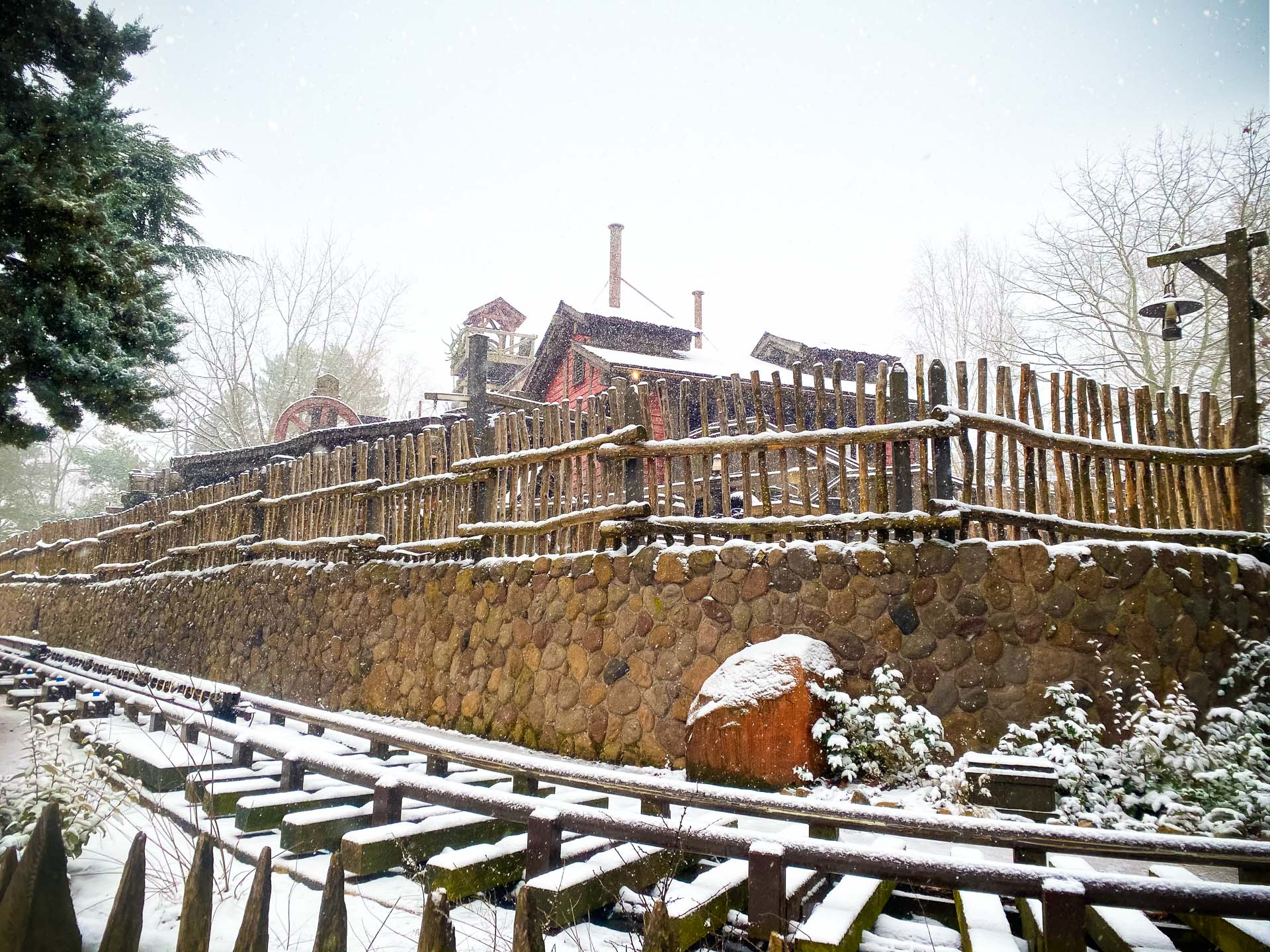 Disneyland Paris sous la neige 