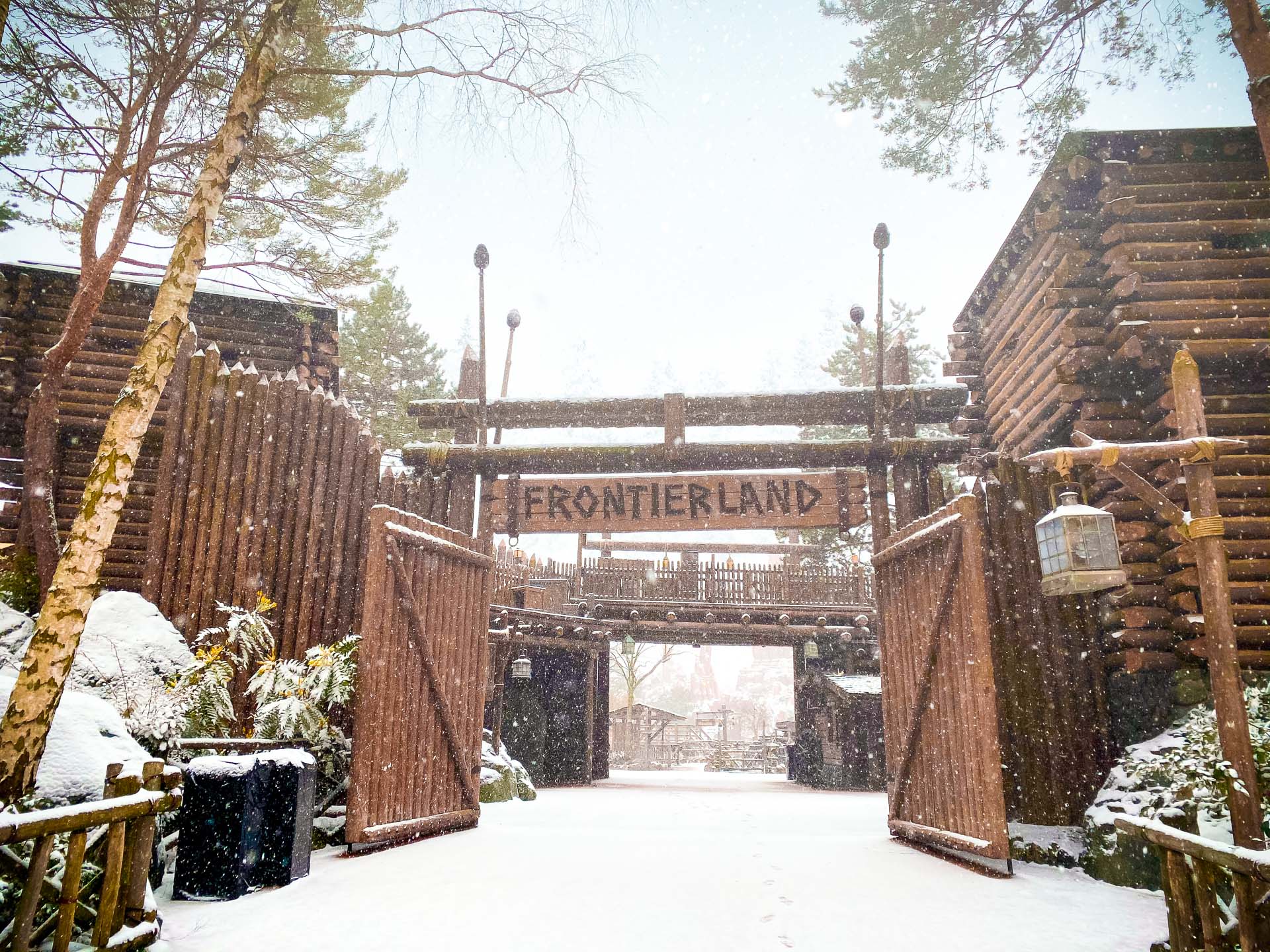 Disneyland Paris sous la neige 