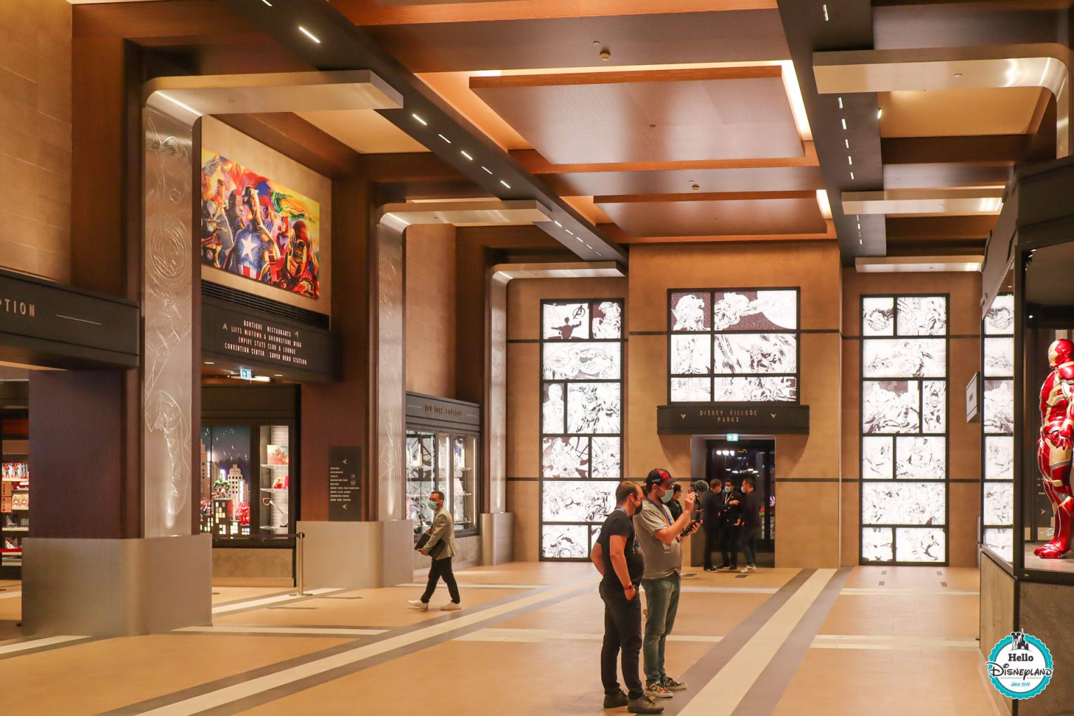 Disney's Hotel New York - The Art Of Marvel